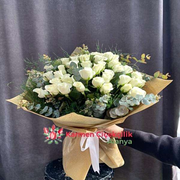  Alanya Çiçek Gönder - 41 Beyaz Gül