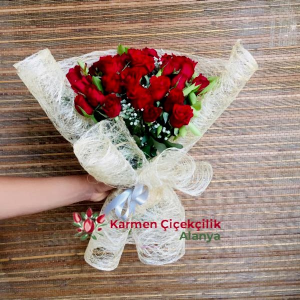  Alanya Çiçek Gönder - 25 gül 