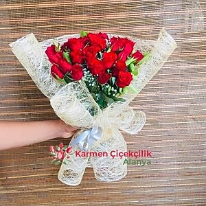  Alanya Çiçek Gönder - 25 gül 